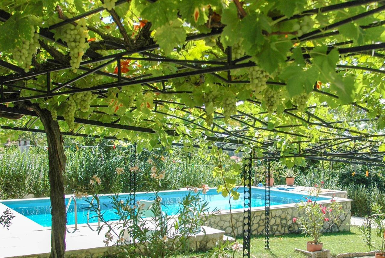 Villa Regina Serafina Balchik Eksteriør billede