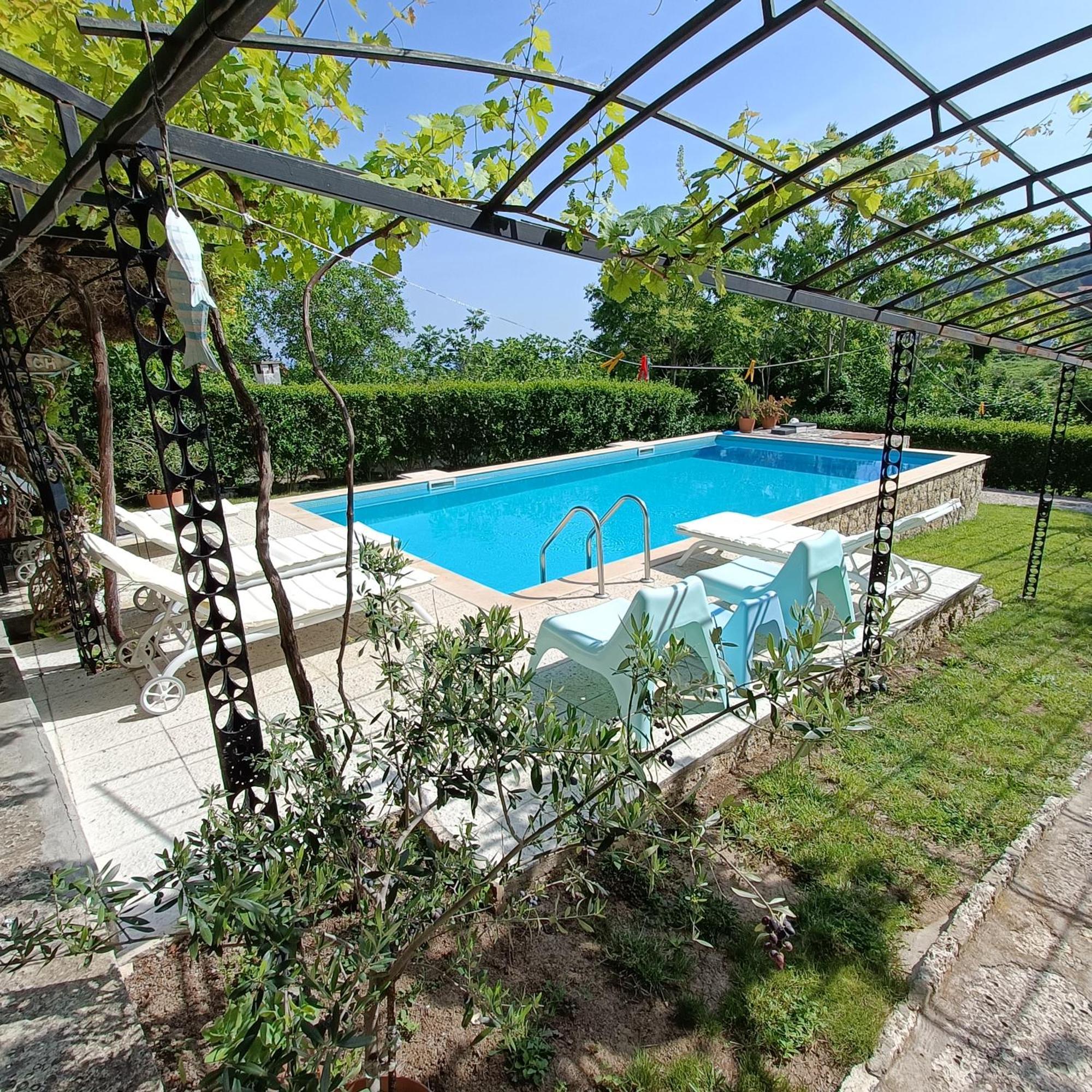 Villa Regina Serafina Balchik Eksteriør billede