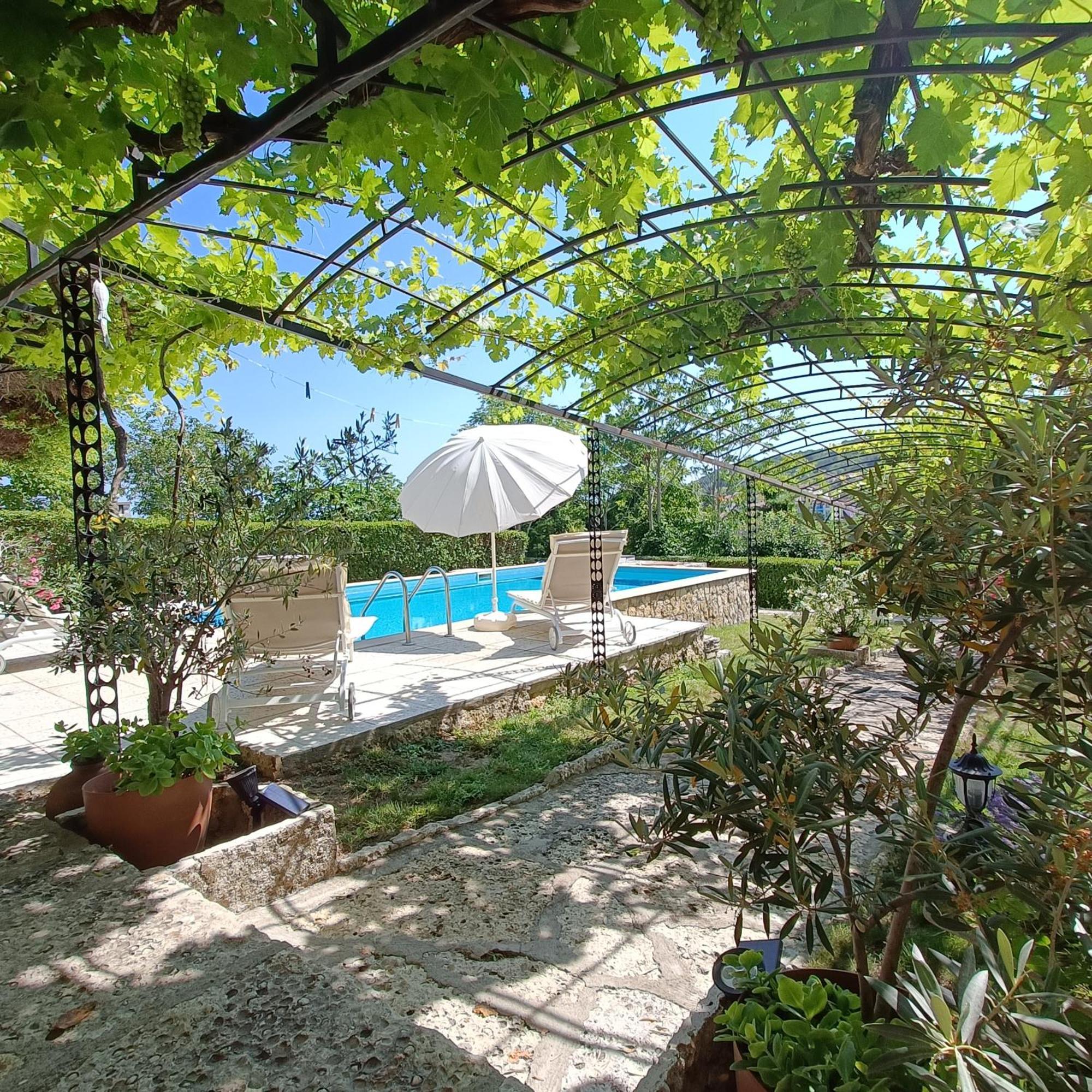 Villa Regina Serafina Balchik Eksteriør billede
