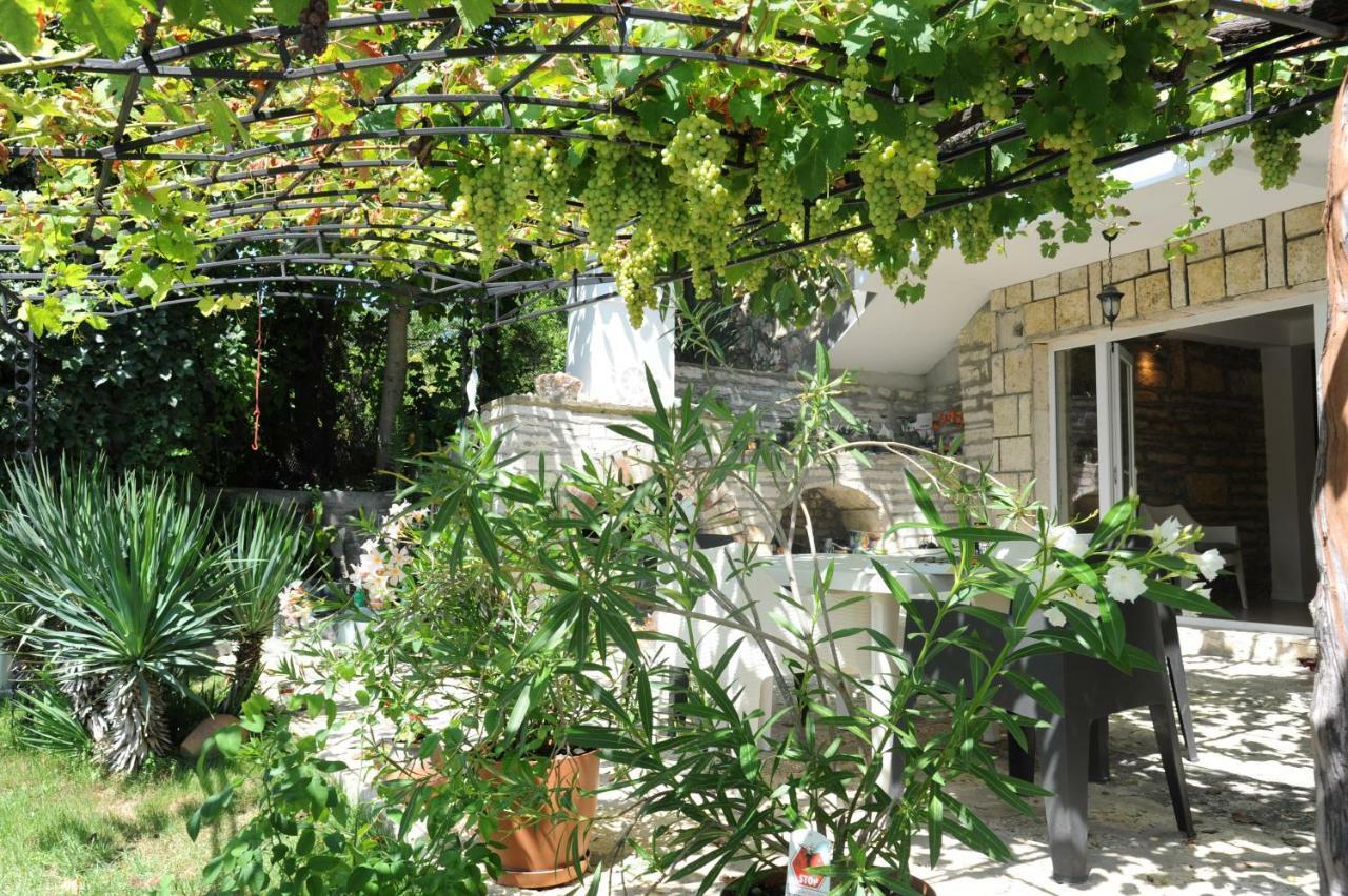 Villa Regina Serafina Balchik Eksteriør billede