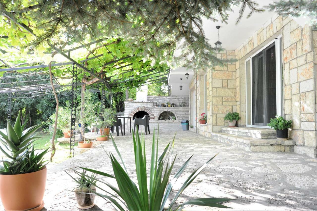 Villa Regina Serafina Balchik Eksteriør billede