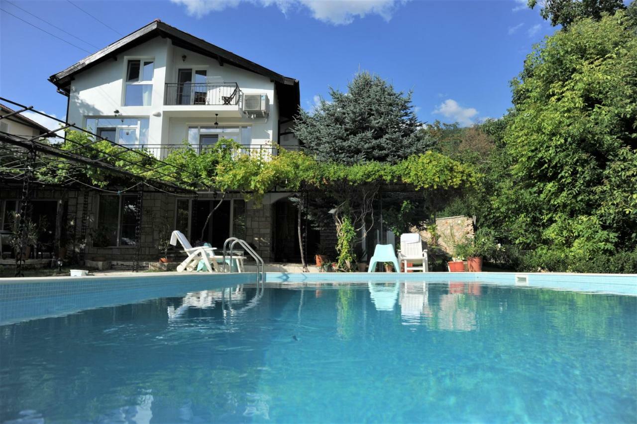 Villa Regina Serafina Balchik Eksteriør billede