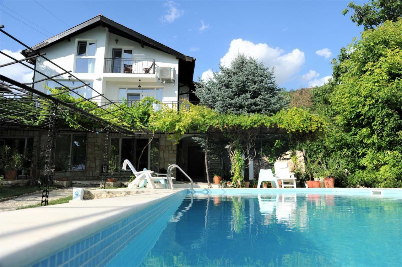 Villa Regina Serafina Balchik Eksteriør billede