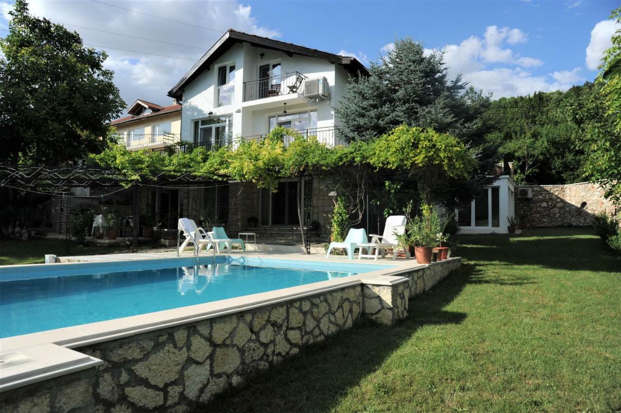 Villa Regina Serafina Balchik Eksteriør billede